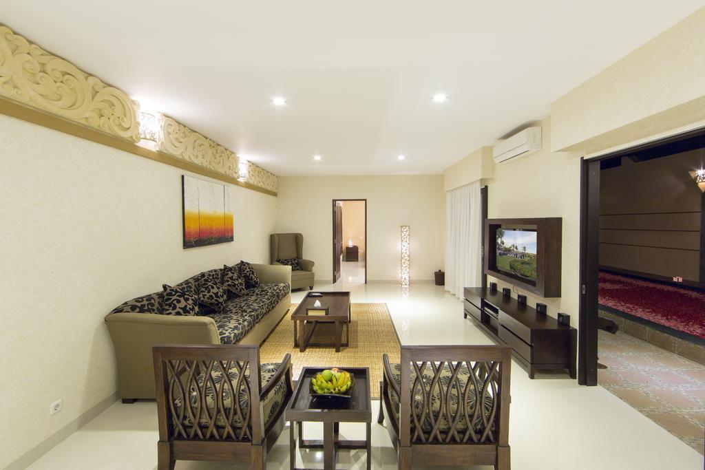 Flamingo Dewata Pool Villa Uluwatu Room photo